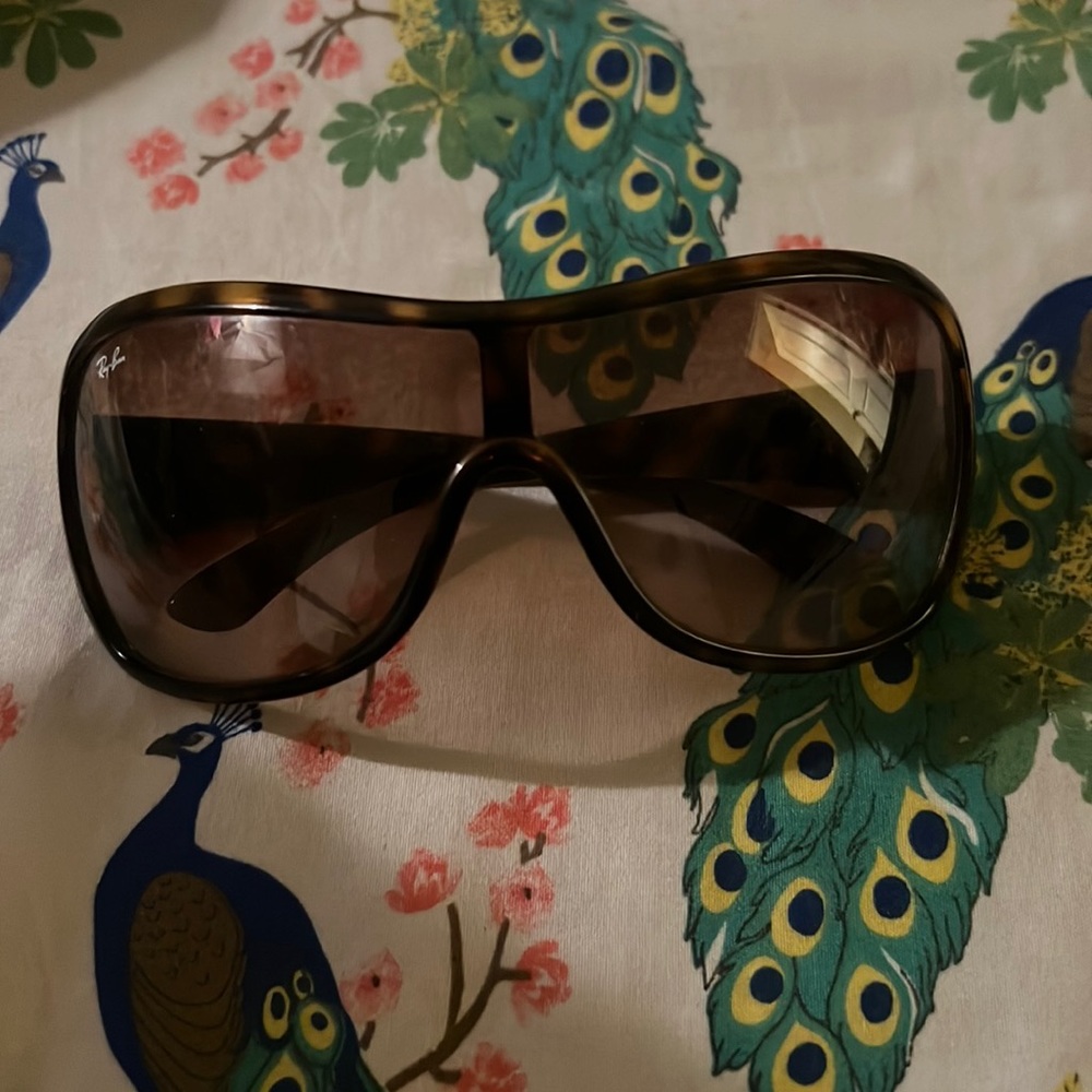 Cute Ray ban sunglasses